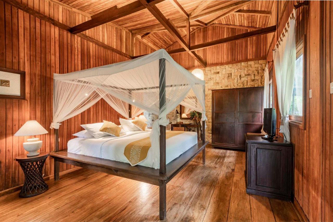 Siladen Resort & Spa Bunaken Ngoại thất bức ảnh