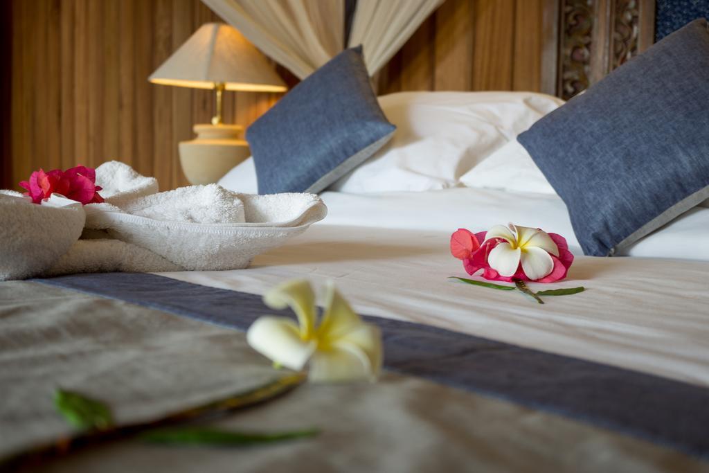 Siladen Resort & Spa Bunaken Ngoại thất bức ảnh