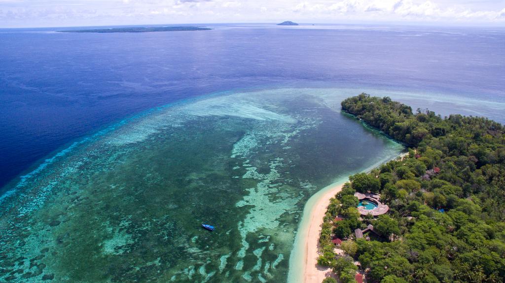 Siladen Resort & Spa Bunaken Ngoại thất bức ảnh