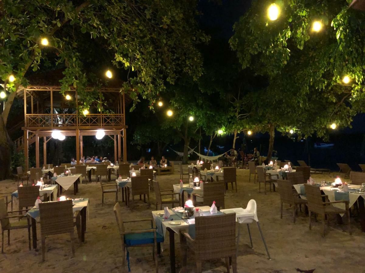 Siladen Resort & Spa Bunaken Ngoại thất bức ảnh